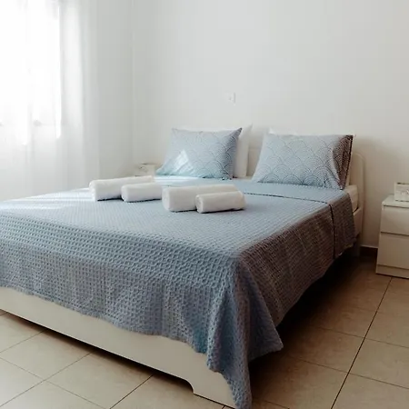 Toma Paralimni